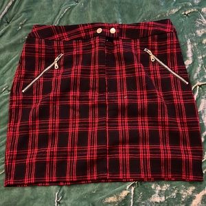 mini skirt